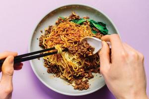 Best new Toronto restaurants | Yibin burning noodle at Sunnys Chinese